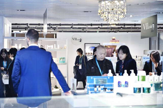 美国奢华护肤品牌VIIcode参展进博会 奢氧眼周即刻开启